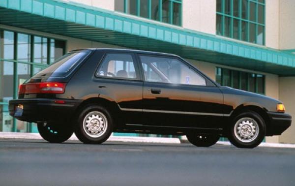 1994 Mazda 323 #1