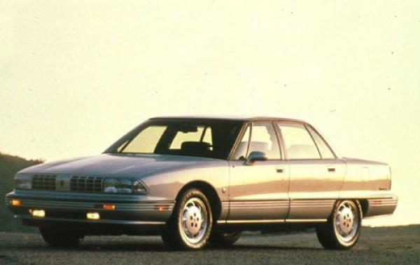 1996 Oldsmobile Ninety-Eight #1