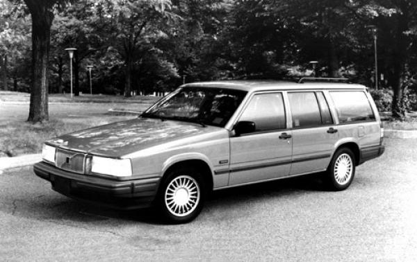 1995 Volvo 940 #1