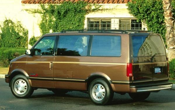 1994 GMC Safari #1