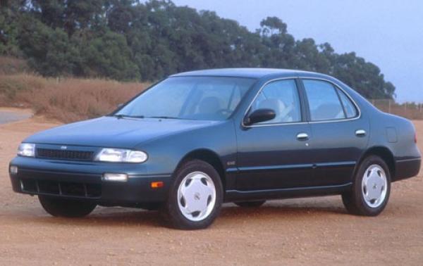 1996 Nissan Altima #1