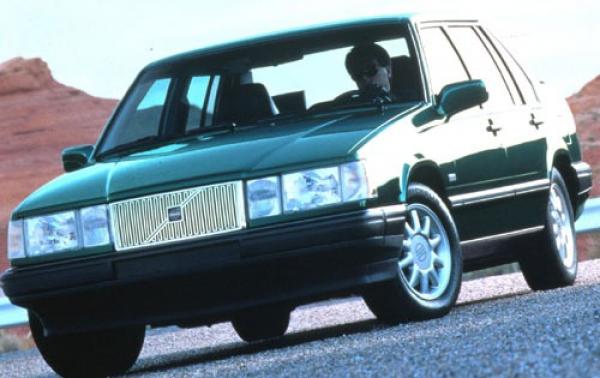 1994 Volvo 940 #1