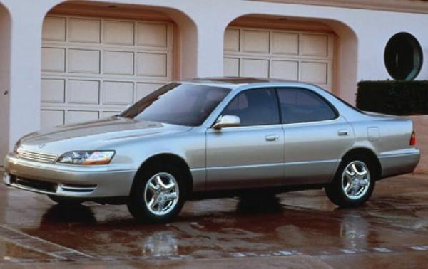 1995 Lexus ES 300 #1