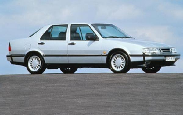1990 Saab 9000 #1