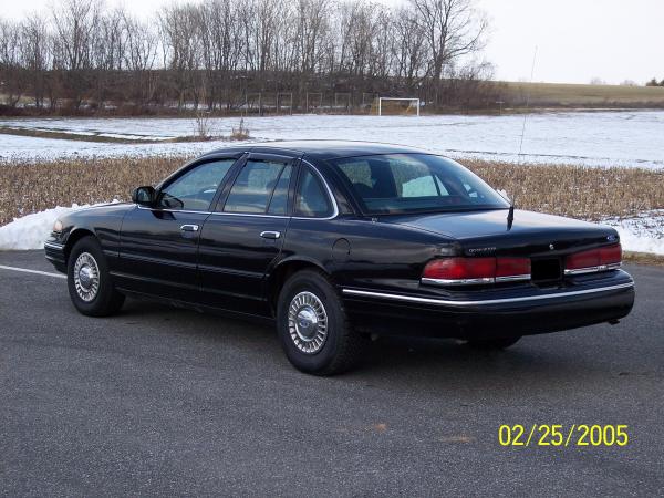 1997 Ford Crown Victoria #1