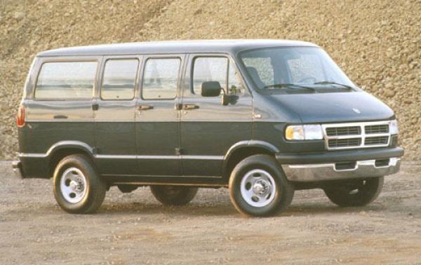 1997 Dodge Ram Wagon #1
