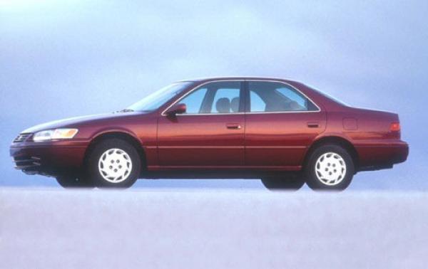 1999 Toyota Camry #1