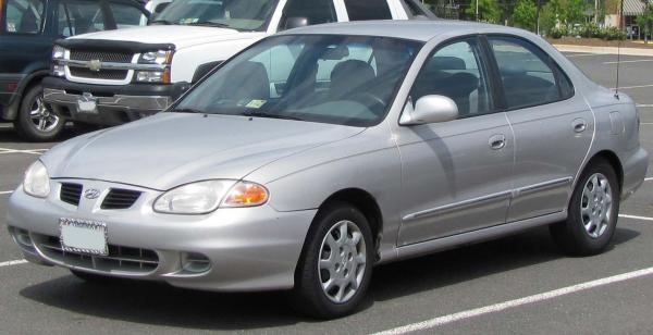 1998 Hyundai Elantra #1