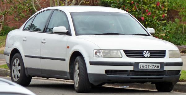 1998 Volkswagen Passat #1