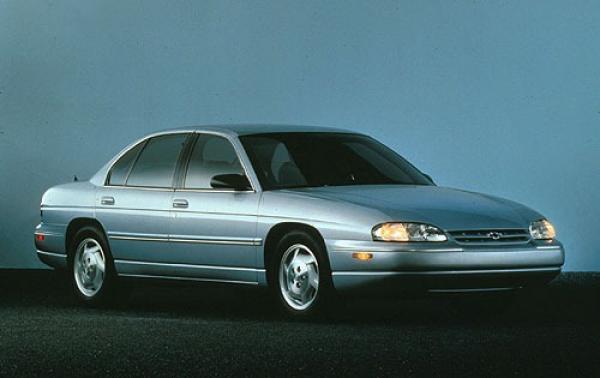 1998 Chevrolet Lumina #1
