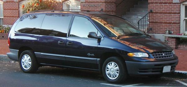 1999 Plymouth Grand Voyager #1