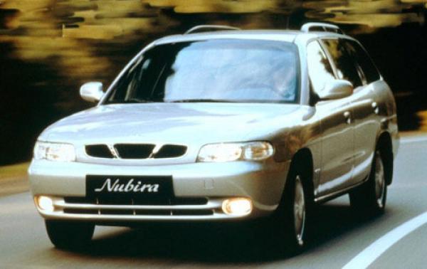 1999 Daewoo Nubira #1