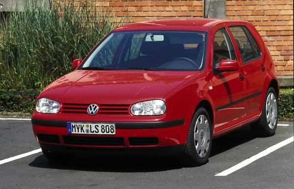 2000 Volkswagen Golf #1