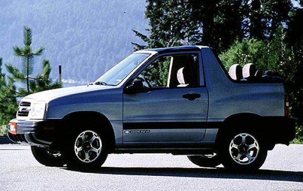 2001 Chevrolet Tracker #1