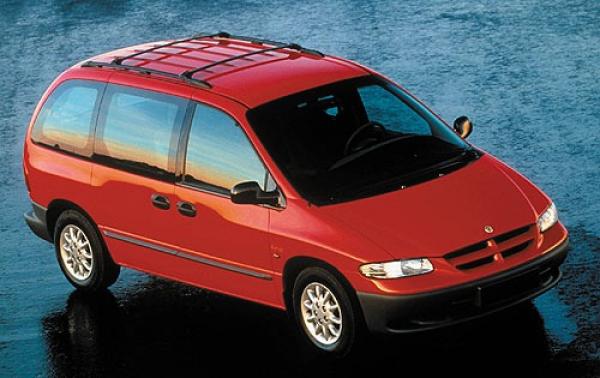 2000 Chrysler Voyager #1