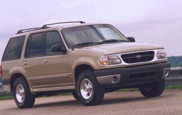 2001 Ford Explorer #1