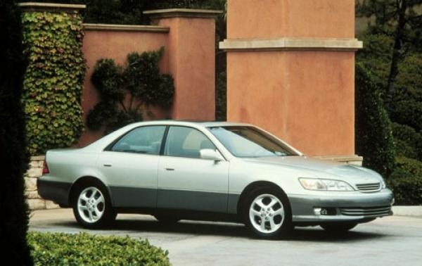 2001 Lexus ES 300 #1