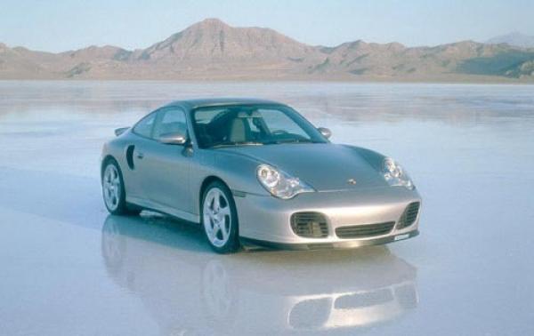 2001 Porsche 911 #1
