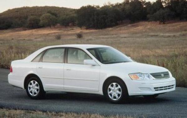 2001 Toyota Avalon #1