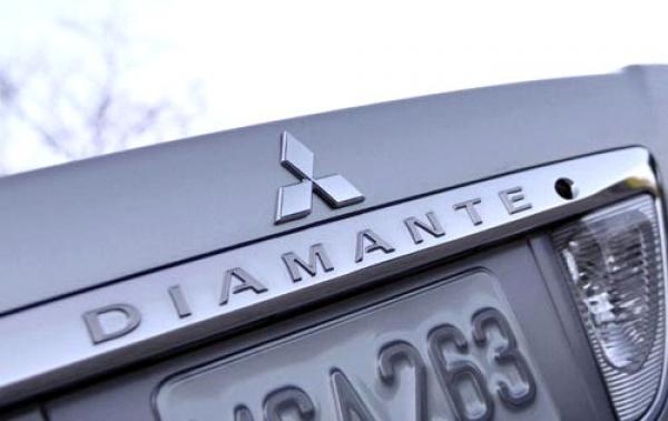 2003 Mitsubishi Diamante
