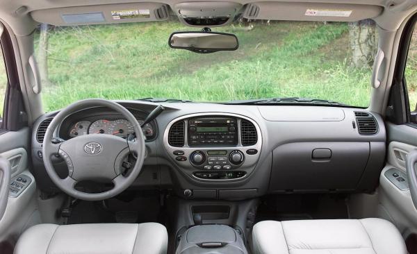 2003 Toyota Sequoia #1