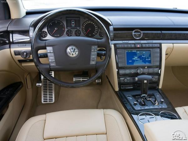 2004 Volkswagen Phaeton