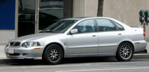 2004 Volvo S40
