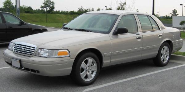 2010 Ford Crown Victoria #1
