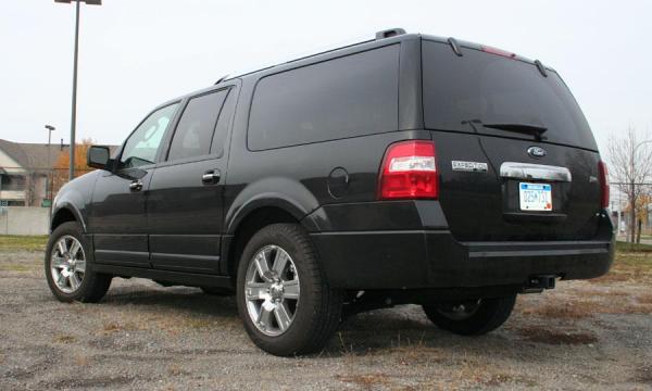 2010 Ford Expedition #1