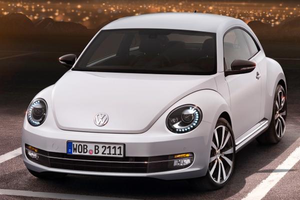 2013 Volkswagen Beetle #1