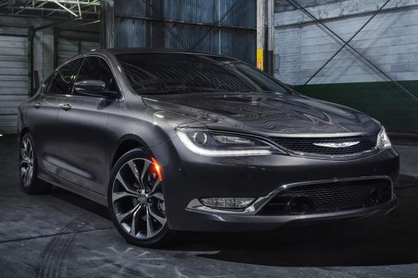 2015 Chrysler 200 #1