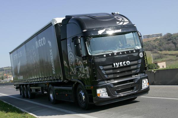 Iveco Stralis, a shocking giant