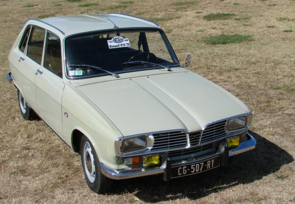 Swinging sixties with renault 16