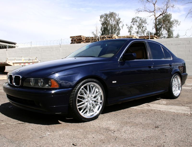BMW 5 Series #9