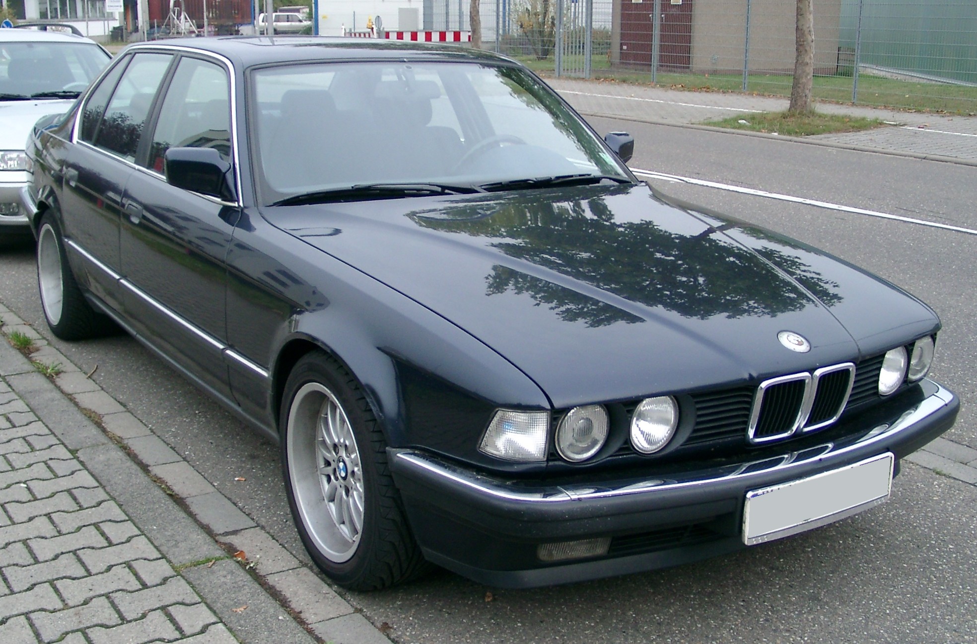 BMW 7 Series #7