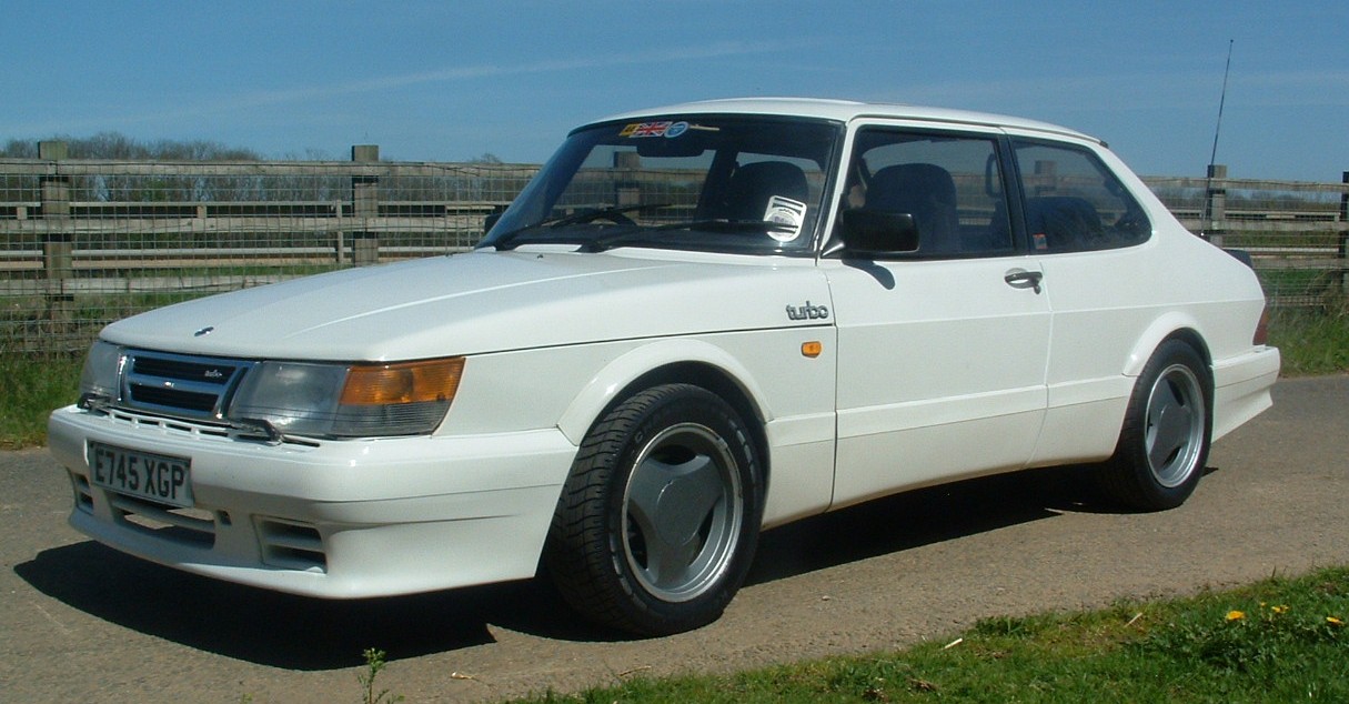 Saab 900 #9