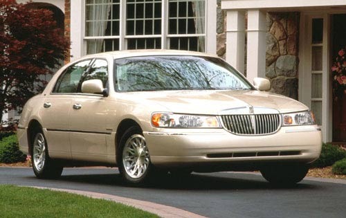 1998 Lincoln Town Car 4 D exterior #1