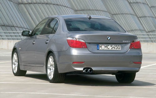 2004 BMW 5 Series 545i Re exterior #9