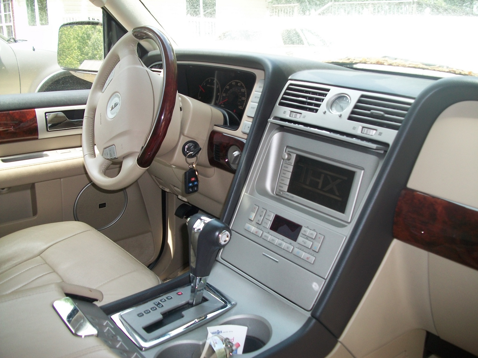 2005 Lincoln Navigator #12