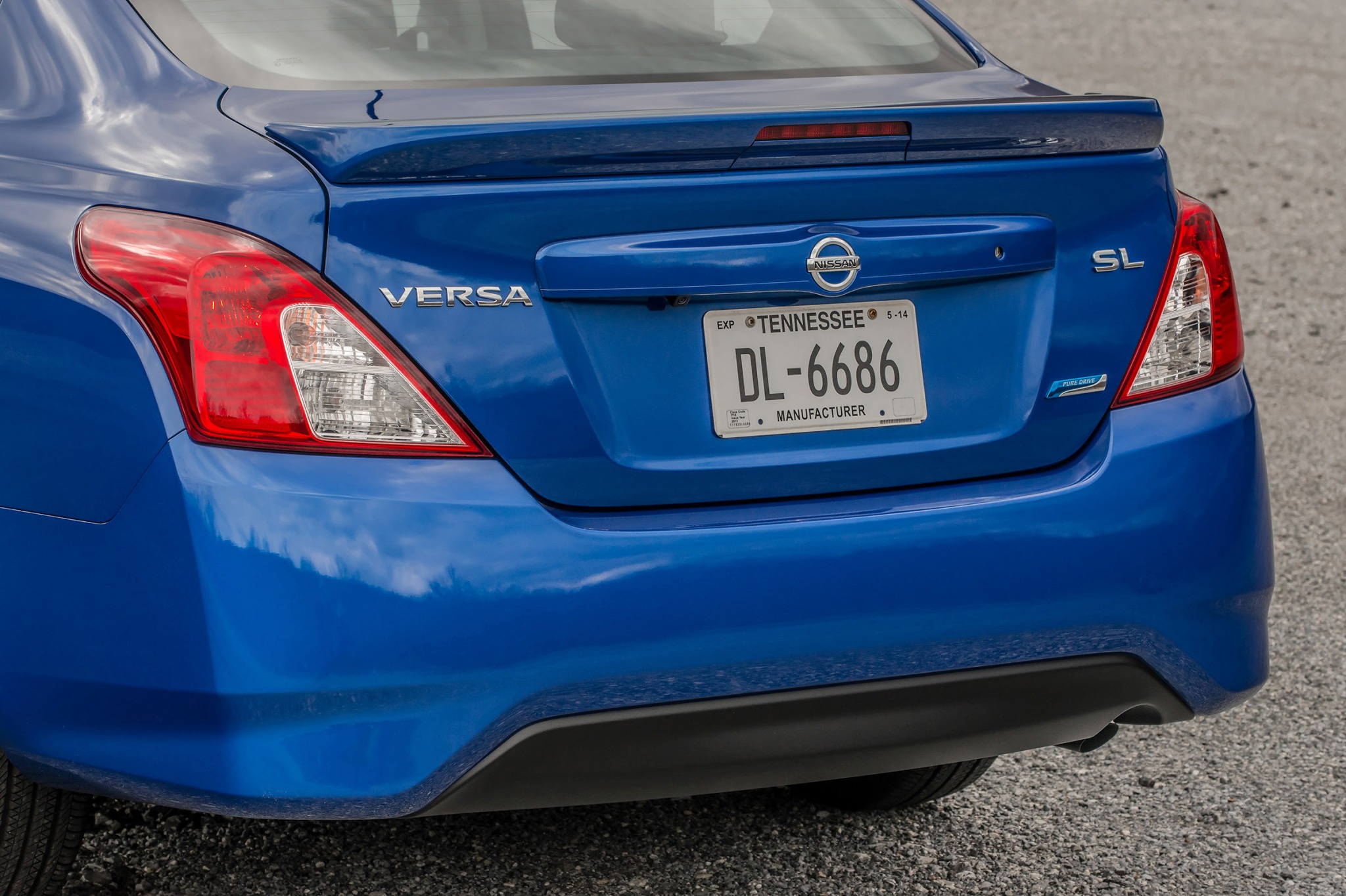 2015 Nissan Versa 1.6 SL  exterior #4