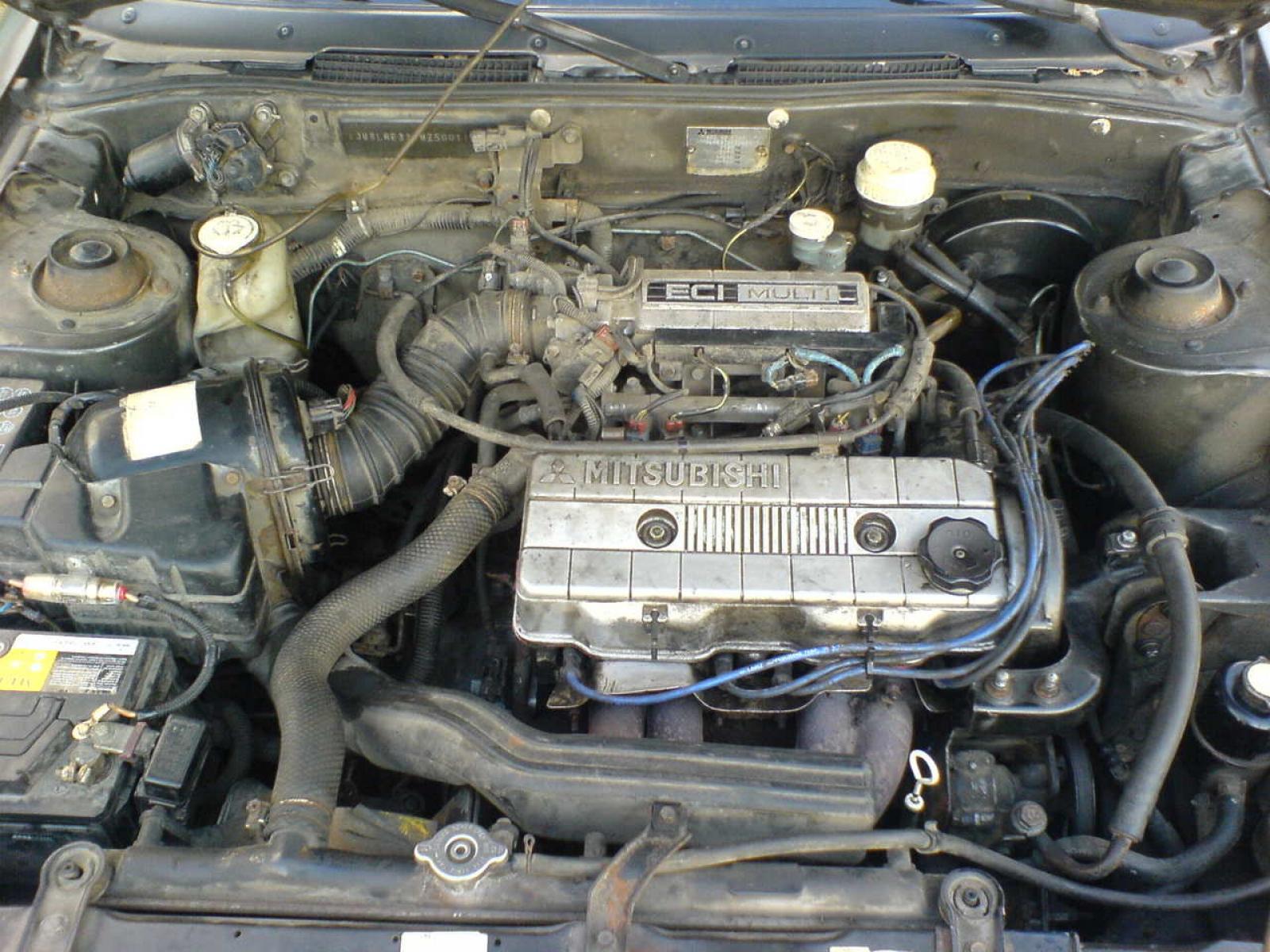 Двигатель мицубиси галант. Mitsubishi Galant 1992 года мотор. Мотор Мицубиси Галант 6 2 литра. Митсубиси Галант 2002 2.4 мотор. Двигатель Митсубиси Галант 2.0.