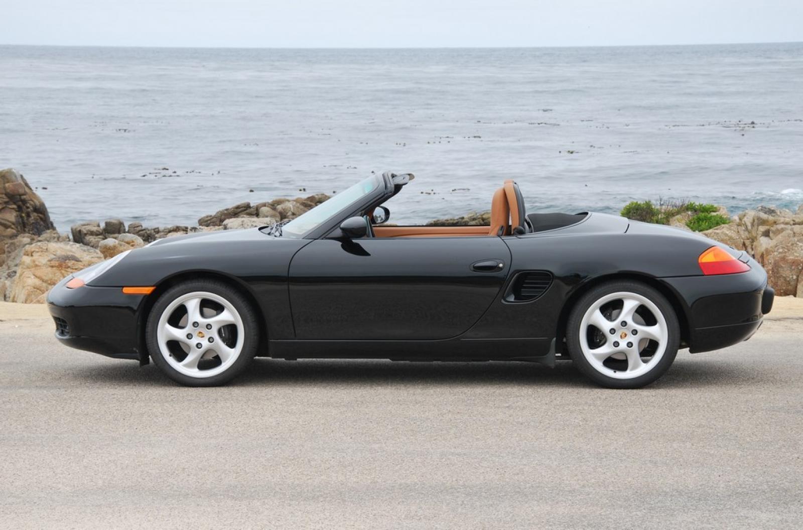 2001 boxster s only the passenger fan is coming on