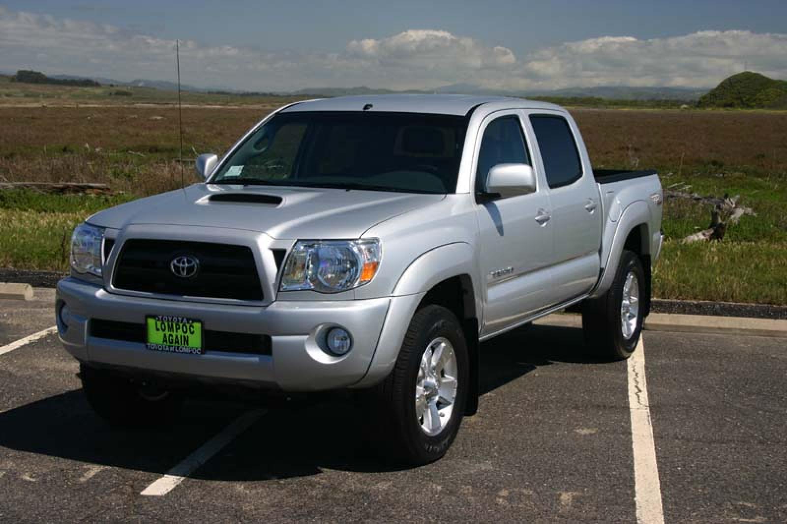 2006 toyota tacoma fan only works on high