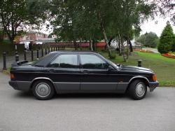 1990 Mercedes-Benz 190-Class #8