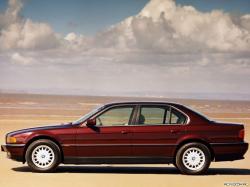 1991 BMW 7 Series #8