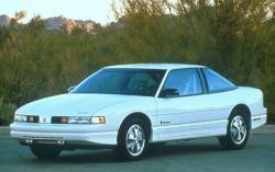 1990 Oldsmobile Cutlass Supreme #2