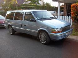 1992 Plymouth Grand Voyager #11