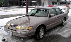 1993 Ford Crown Victoria #4
