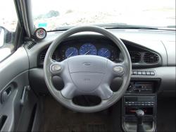 1996 Ford Aspire #9