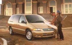 1996 Chrysler Town and Country #6